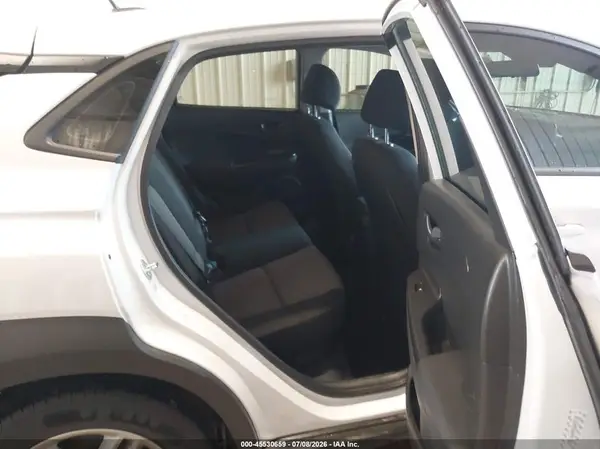 KM8K12AA6MU645318 2021 HYUNDAI KONA - Image 8