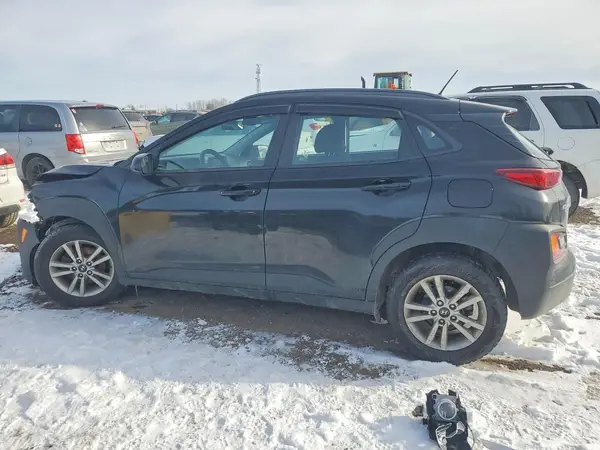 KM8K12AA7JU110977 2018 HYUNDAI KONA - Image 2