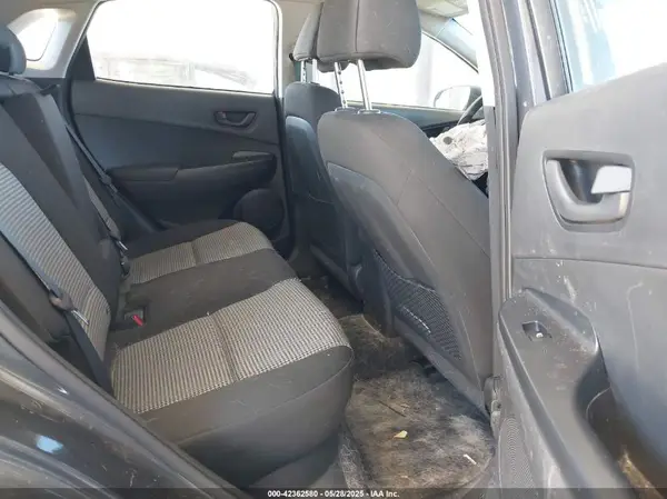 KM8K12AA7JU170032 2018 HYUNDAI KONA - Image 8