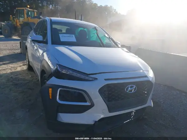 KM8K12AA7JU175845 2018 HYUNDAI KONA - Image 1