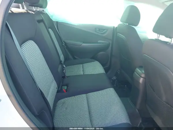 KM8K12AA7JU175845 2018 HYUNDAI KONA - Image 8