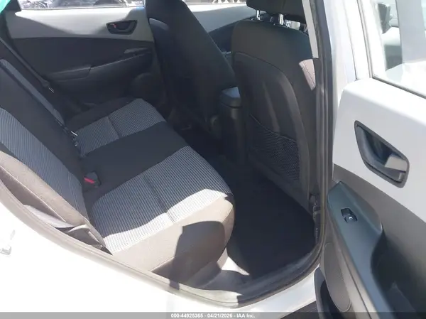 KM8K12AA7KU296098 2019 HYUNDAI KONA - Image 8