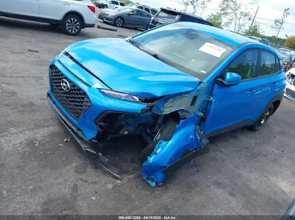 KM8K12AA7MU638068 2021 HYUNDAI KONA - Image 2