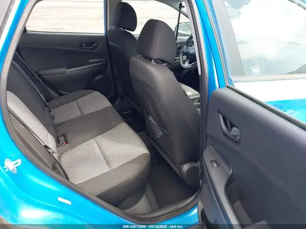 KM8K12AA7MU638068 2021 HYUNDAI KONA - Image 8