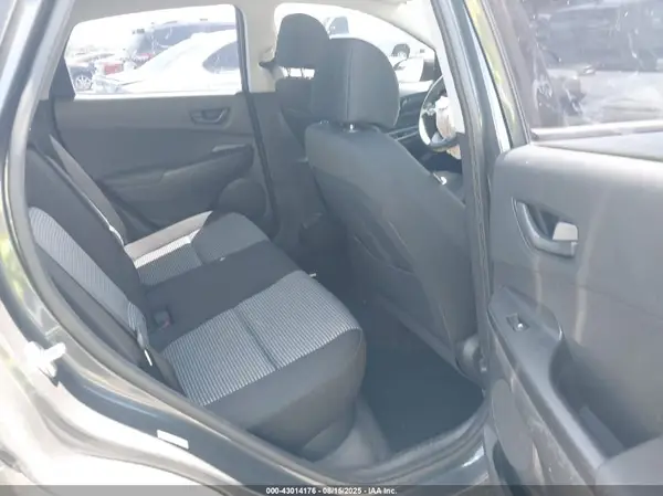 KM8K12AA7MU720544 2021 HYUNDAI KONA - Image 8