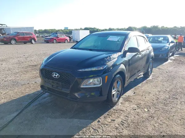 KM8K12AA8JU088908 2018 HYUNDAI KONA - Image 2