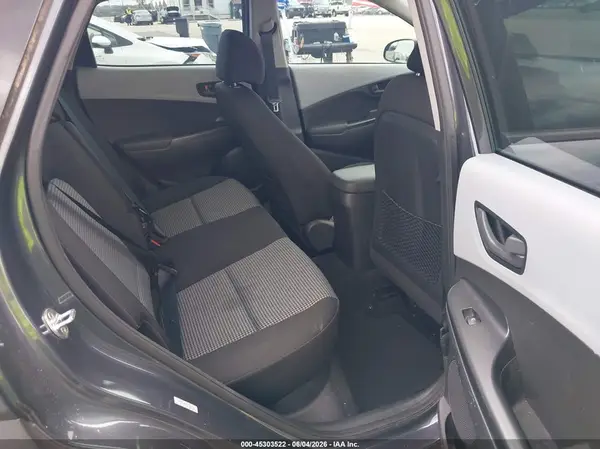 KM8K12AA8JU180326 2018 HYUNDAI KONA - Image 8
