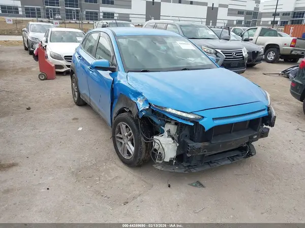 KM8K12AA8KU274028 2019 HYUNDAI KONA - Image 1