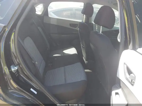 KM8K12AA8MU616483 2021 HYUNDAI KONA - Image 8