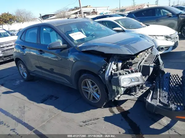KM8K12AA8MU645062 2021 HYUNDAI KONA - Image 1