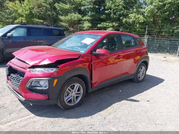 KM8K12AA8MU645143 2021 HYUNDAI KONA - Image 2