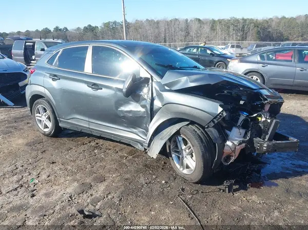 KM8K12AA8MU645742 2021 HYUNDAI KONA - Image 1