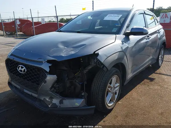 KM8K12AA8MU664078 2021 HYUNDAI KONA - Image 2
