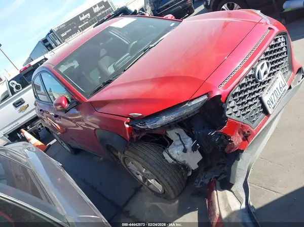 KM8K12AA8MU688123 2021 HYUNDAI KONA - Image 1