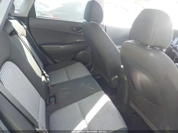 KM8K12AA8MU688123 2021 HYUNDAI KONA - Image 8