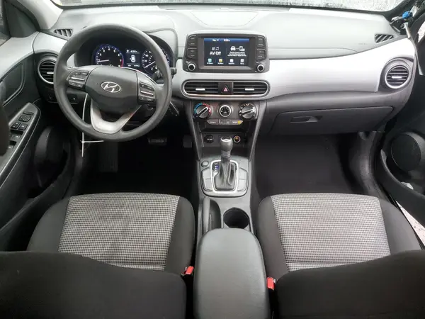 KM8K12AA9JU132687 2018 HYUNDAI KONA - Image 8