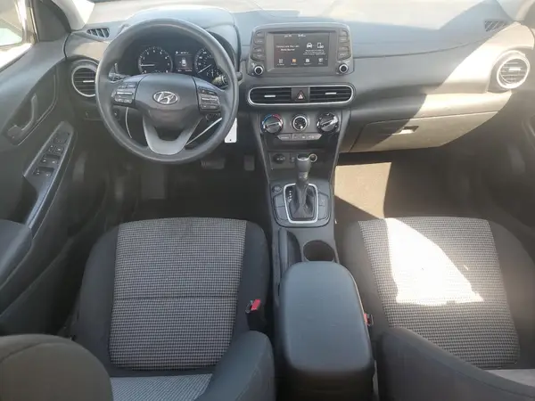KM8K12AA9JU147917 2018 HYUNDAI KONA - Image 8