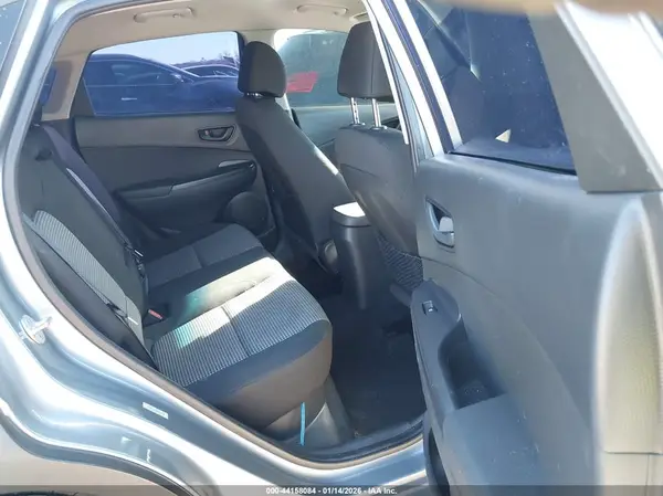 KM8K12AA9KU212136 2019 HYUNDAI KONA - Image 8