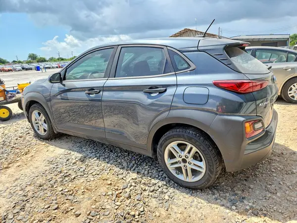 KM8K12AA9KU271705 2019 HYUNDAI KONA - Image 2