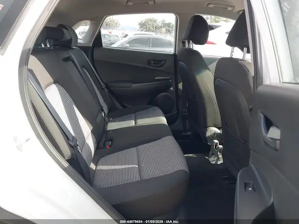 KM8K12AA9KU379256 2019 HYUNDAI KONA - Image 8