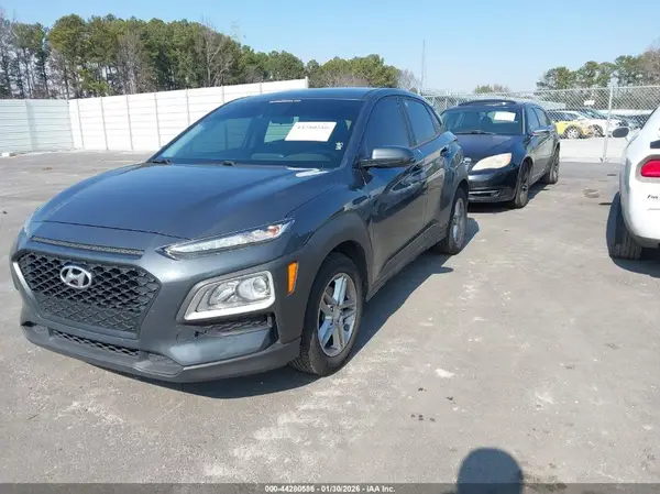KM8K12AA9LU447346 2020 HYUNDAI KONA - Image 2