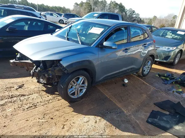 KM8K12AA9MU657835 2021 HYUNDAI KONA - Image 2