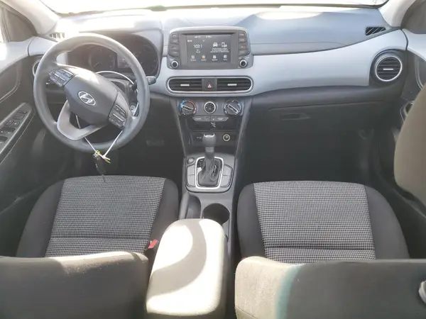 KM8K12AAXJU081149 2018 HYUNDAI KONA - Image 8