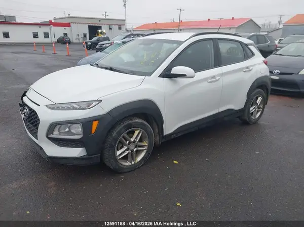 KM8K12AAXJU128101 2018 HYUNDAI KONA - Image 2