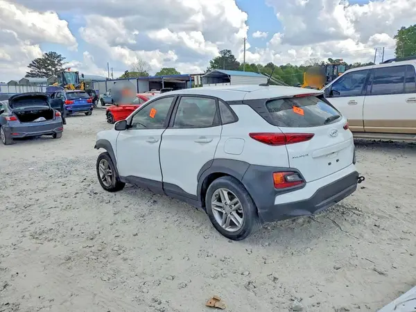 KM8K12AAXMU663966 2021 HYUNDAI KONA - Image 2