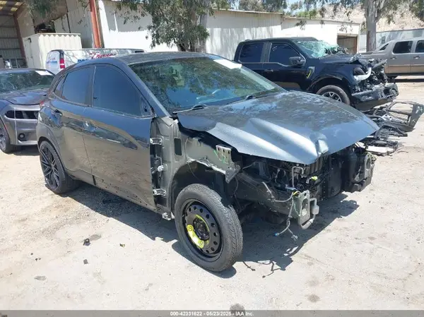 KM8K12AAXMU672103 2021 HYUNDAI KONA - Image 1
