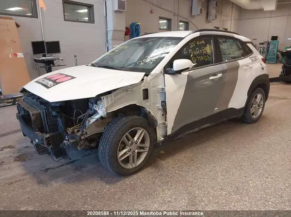 KM8K12AB2NU759133 2022 HYUNDAI KONA - Image 2