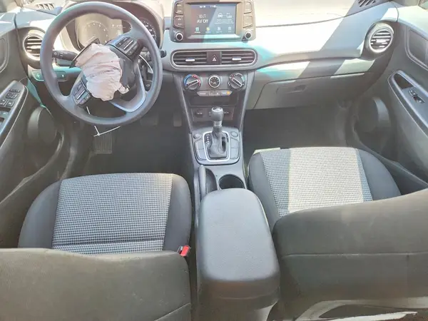 KM8K1CAA0JU138335 2018 HYUNDAI KONA - Image 8