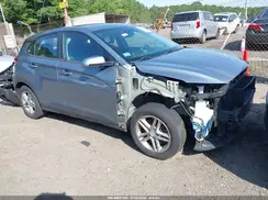 KM8K1CAA0JU157872 2018 HYUNDAI KONA