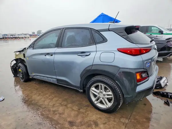 KM8K1CAA0JU184568 2018 HYUNDAI KONA - Image 2