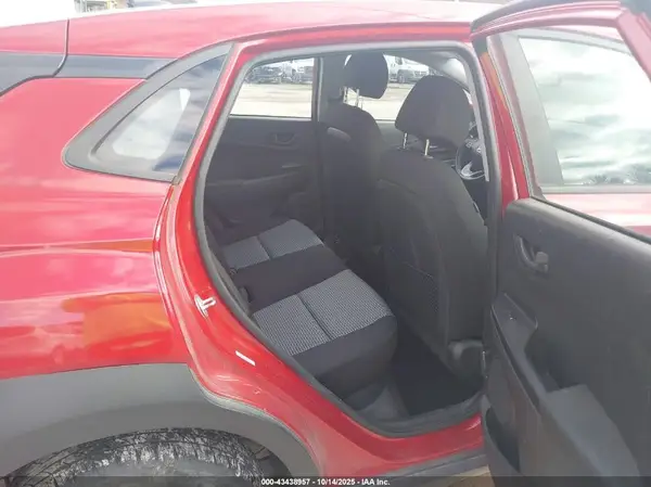 KM8K1CAA0MU744674 2021 HYUNDAI KONA - Image 8
