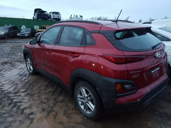 KM8K1CAA1JU124492 2018 HYUNDAI KONA - Image 2