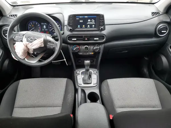 KM8K1CAA1JU179895 2018 HYUNDAI KONA - Image 8