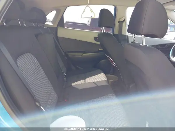 KM8K1CAA1KU298113 2019 HYUNDAI KONA - Image 8