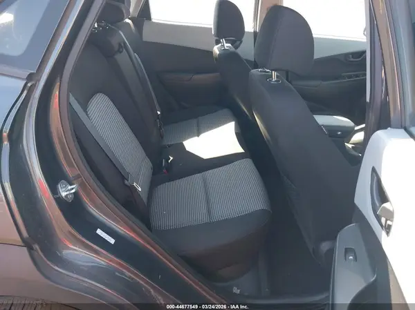 KM8K1CAA1KU356057 2019 HYUNDAI KONA - Image 8