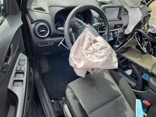 KM8K1CAA1LU572444 2020 HYUNDAI KONA - Image 8