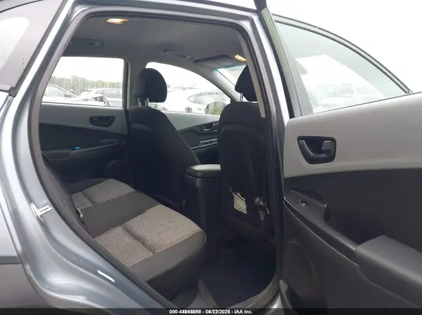 KM8K1CAA1MU658421 2021 HYUNDAI KONA - Image 8