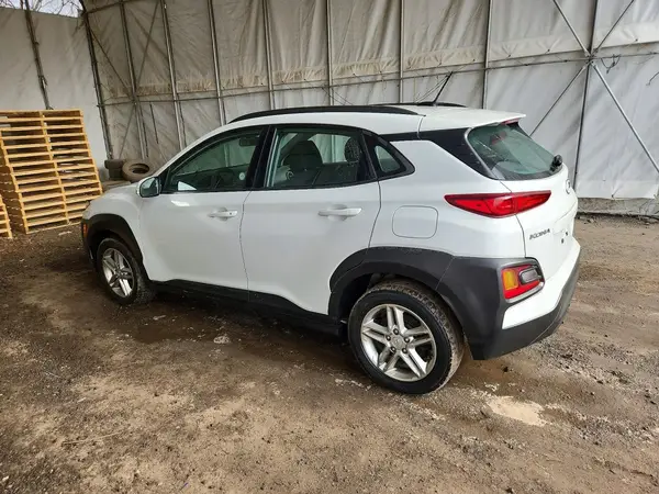 KM8K1CAA1MU701381 2021 HYUNDAI KONA - Image 2