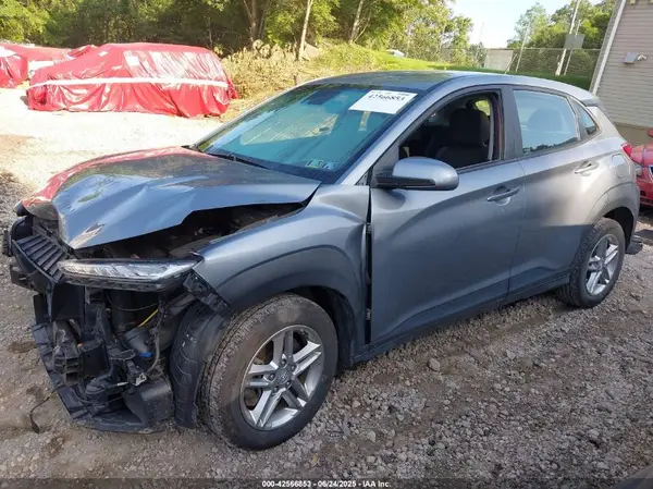 KM8K1CAA1MU704670 2021 HYUNDAI KONA - Image 2
