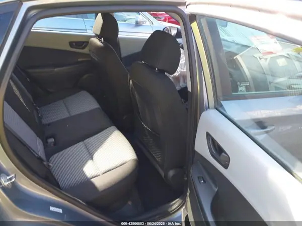 KM8K1CAA1MU704670 2021 HYUNDAI KONA - Image 8