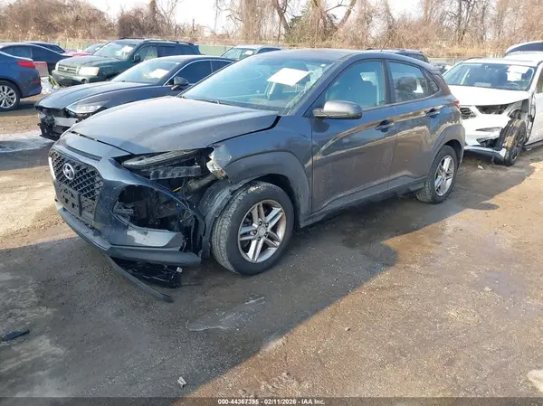KM8K1CAA2JU095360 2018 HYUNDAI KONA - Image 2