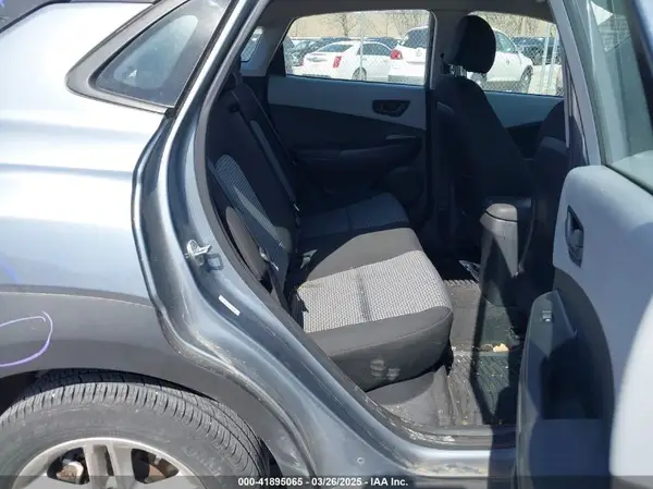 KM8K1CAA2KU291056 2019 HYUNDAI KONA - Image 8