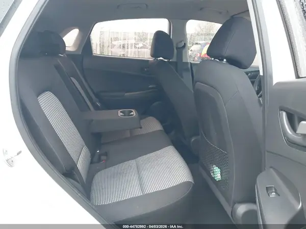 KM8K1CAA2MU651168 2021 HYUNDAI KONA - Image 8