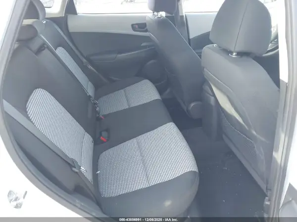 KM8K1CAA2MU676703 2021 HYUNDAI KONA - Image 8