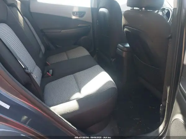 KM8K1CAA2MU710011 2021 HYUNDAI KONA - Image 8
