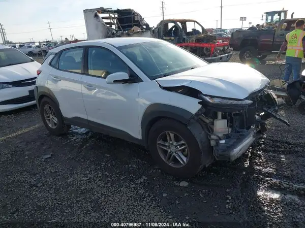 KM8K1CAA3JU094976 2018 HYUNDAI KONA - Image 1